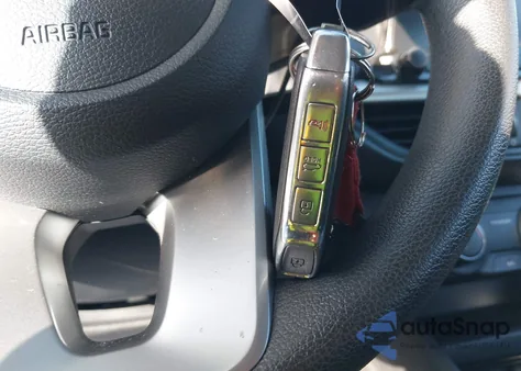 2020 Kia Forte Lxs z USA, uszkodzony, nr VIN 3KPF24ADXLE256333